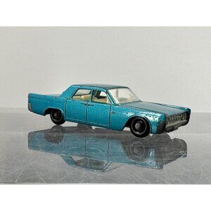 1964 Matchbox Lesney Lincoln Continental #31 Metallic Blue